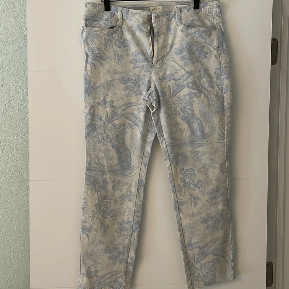 JJill skinny floral vintage inspired print feminine cotage core jeans